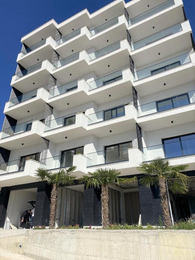 Sea View Apartment Elite2 Sarande Exterior photo